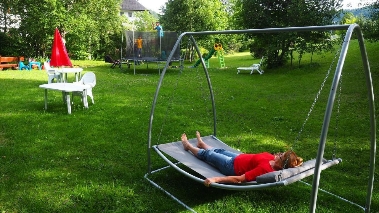 C1 Albmatte-Fewo Sauna, Hallenbad Aussenbecken Massagen Nebenan Menzenschwand-Hinterdorf 외부 사진